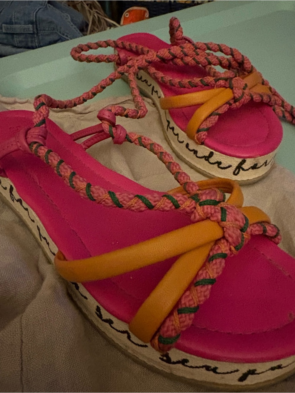 SUA CIA!! BRAZILLIAN BOUTIQUE BRAND!! Flat form Tie up, GLADIATOR STYLE